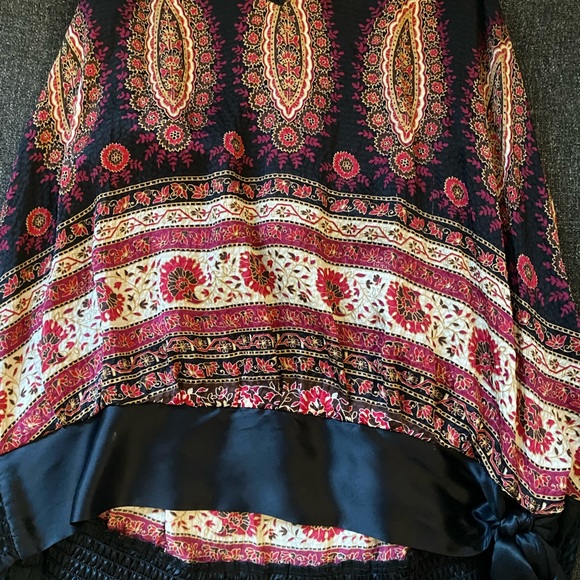 Bebe halter top. Great condition! - Picture 5 of 7